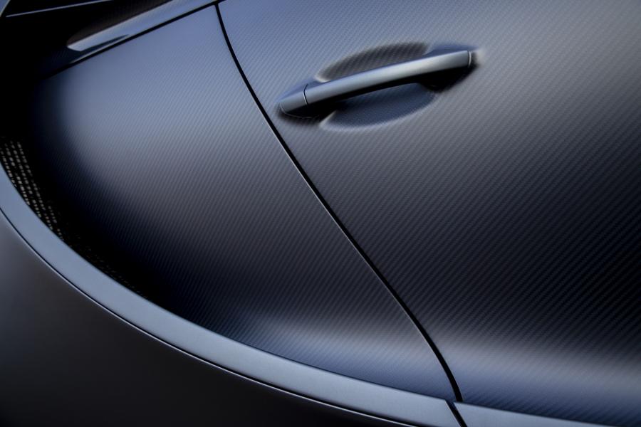 Детали экстерьера Bugatti Chiron Sport 110 ans Bugatti 2019 года  (фото 21 из 33)